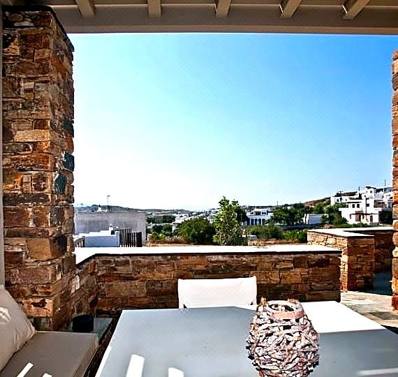 White Tinos Luxury Suites